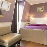 De La Tour Eiffel Otel 2*