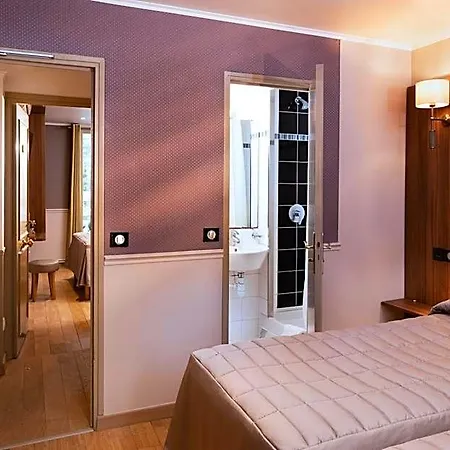 De La Tour Eiffel Hotel