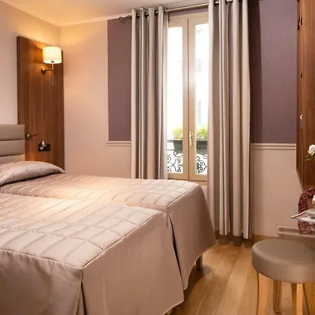 De La Tour Eiffel 2*