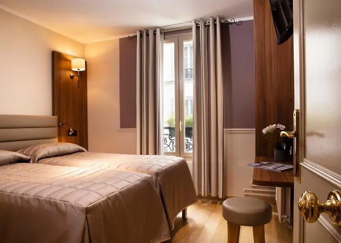 De La Tour Eiffel Otel Paris