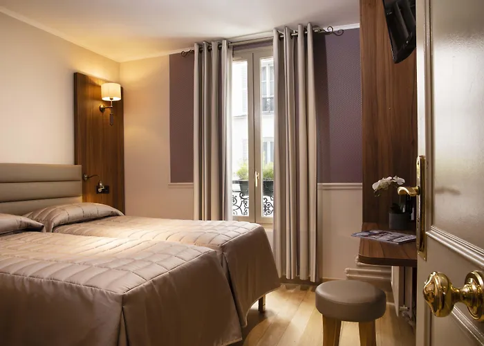 De La Tour Eiffel Hotel