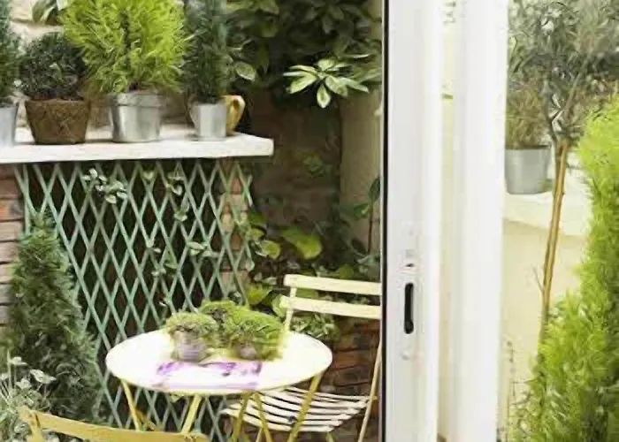 Hotel De La Tour Eiffel 2*