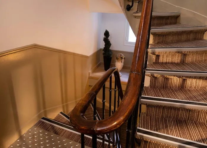 Hotel De La Tour Eiffel