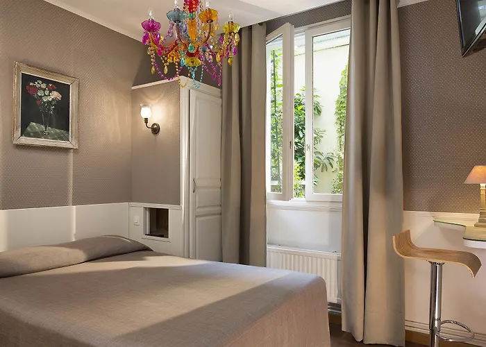 De La Tour Eiffel Hotel