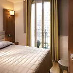 De La Tour Eiffel 2*
