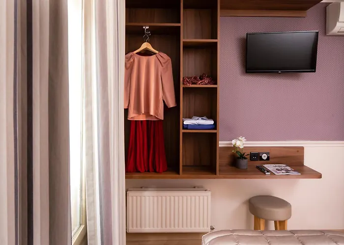 De La Tour Eiffel Париж